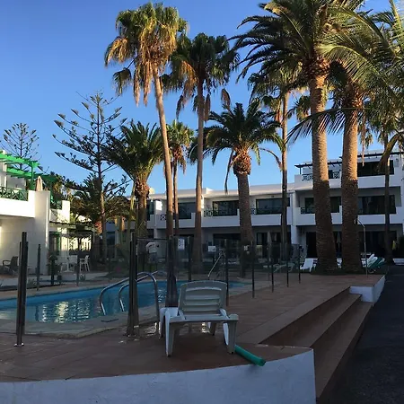 Paradise Club Oasis